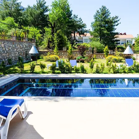 Oludeniz - 4+1 Muhafazakar Villa Ovacık