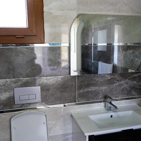 Oludeniz - 4+1 Muhafazakar Ovacık